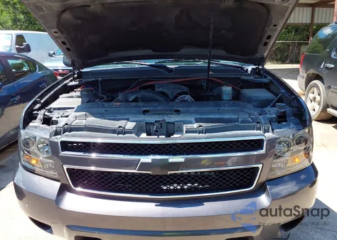 2011 Chevrolet Tahoe Ls z USA, uszkodzony, nr VIN 1GNSCAE09BR260952